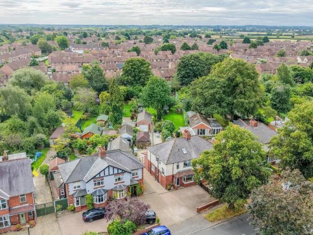 House for sale in Chapelfields, High Field