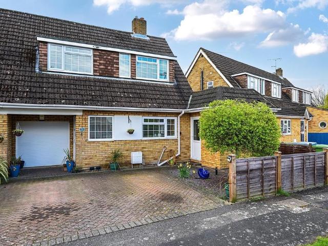 House for sale in Farnborough, Hampshire