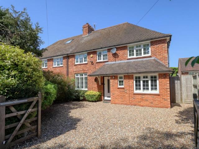 House for sale in Longwick, Buckinghamshire