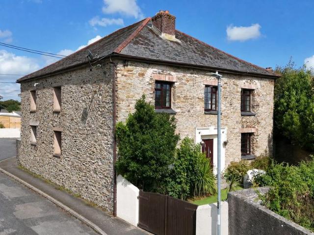 House for sale in Tywardreath, Cornwall