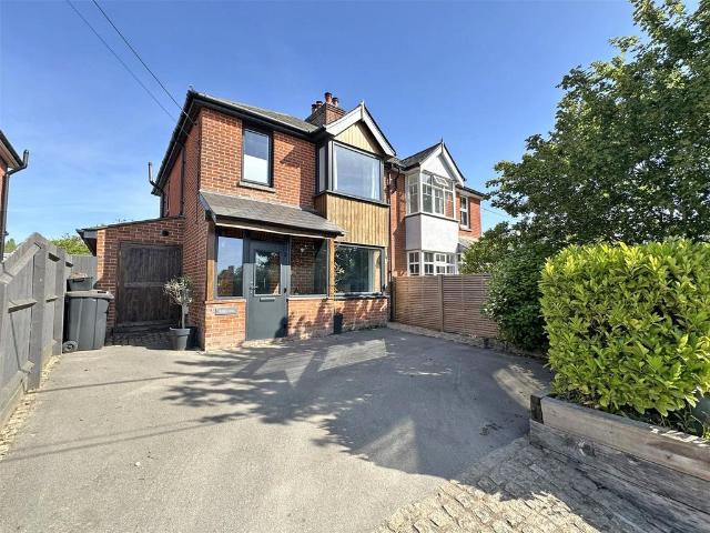 House for sale in Durns Town, New Forest