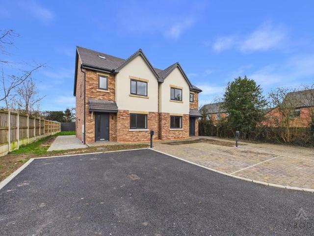 House for sale in Shavington cum Gresty, Shavington