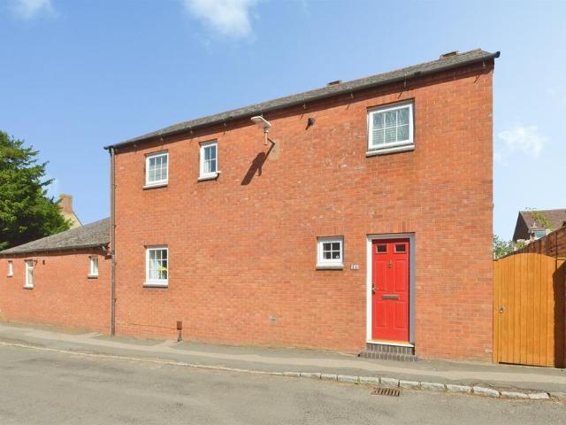 House for sale in Old Wolverton, Milton Keynes