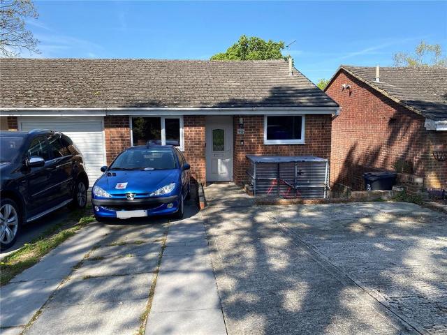 House for sale in Bearwood, Poole