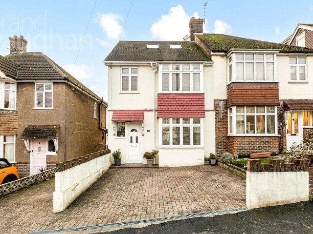 House for sale in Hollingbury, Patcham