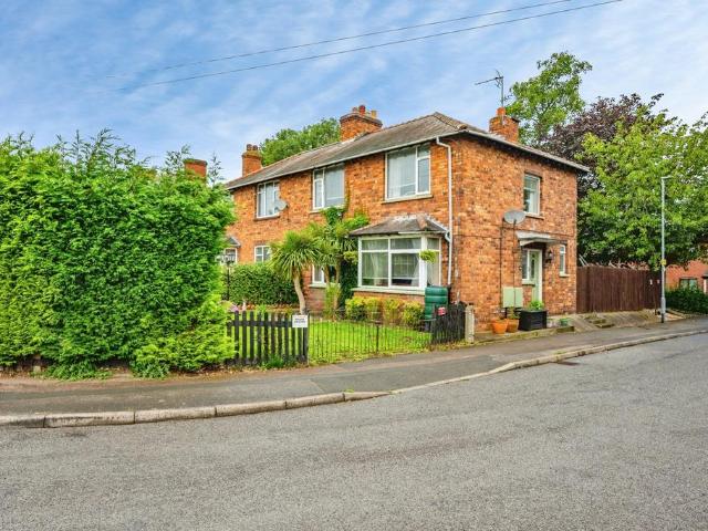 House for sale in Kettlebrook