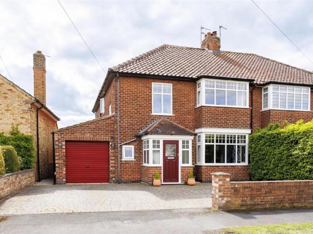 House for sale in Bishopthorpe, York