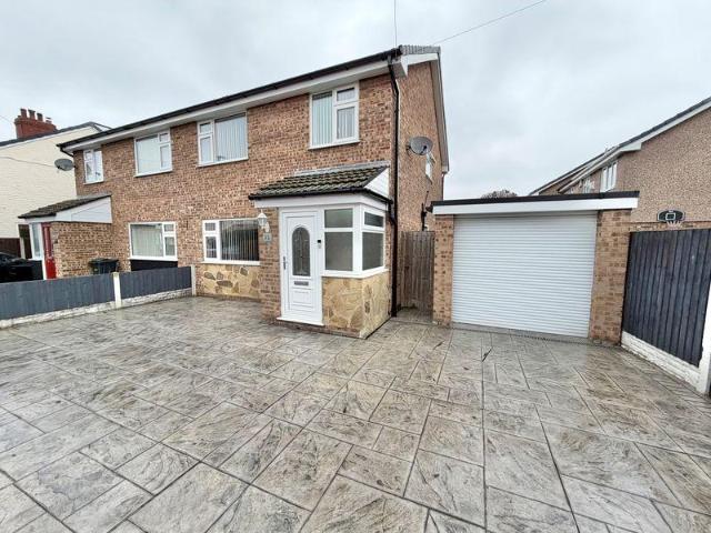 House for sale in Whitby, Rossmore