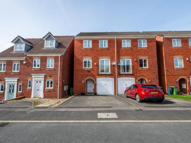 House for sale in Willenhall, West Midlands