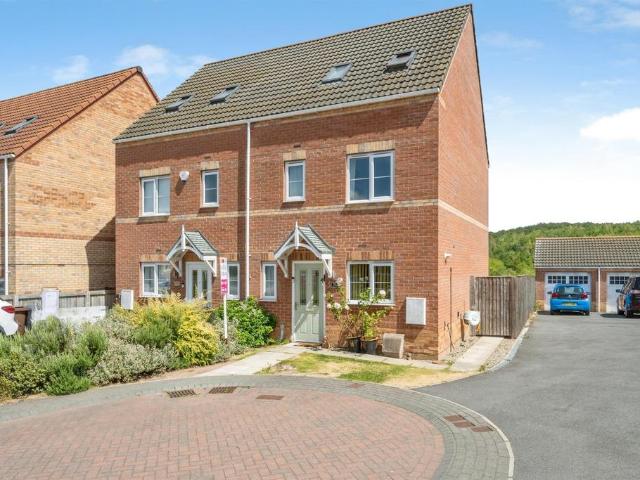 House for sale in Goldthorpe, South Yorkshire