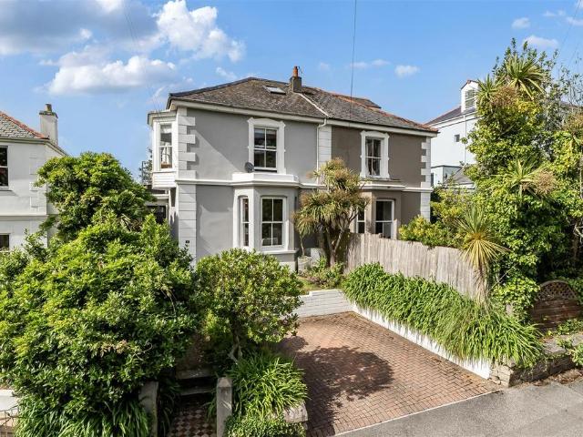 House for sale in Falmouth, Cornwall