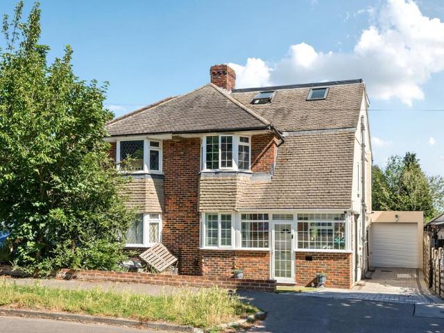 House for sale in London Borough of Croydon, Shirley