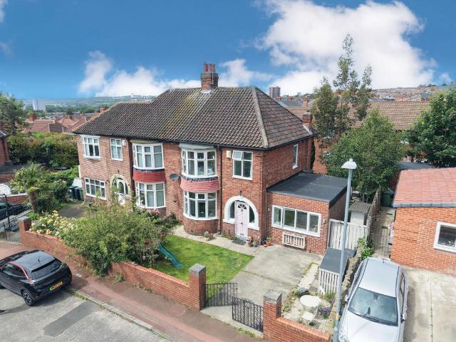 House for sale in Bensham, Tyne And Wear