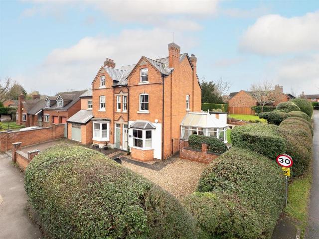 House for sale in Mappleborough Green CP, Alderminster