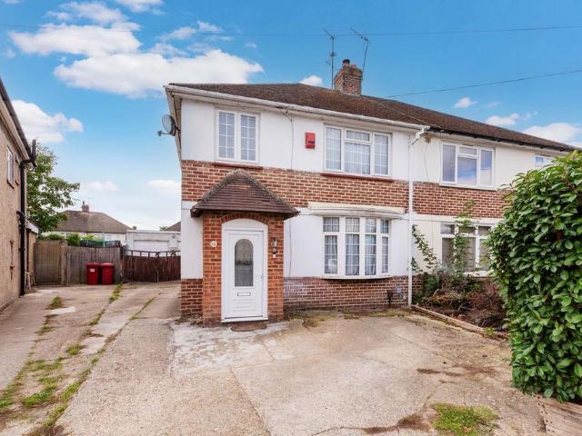 House for sale in Cippenham, Slough