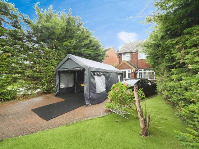 House for sale in Upper Sundon, Bedfordshire