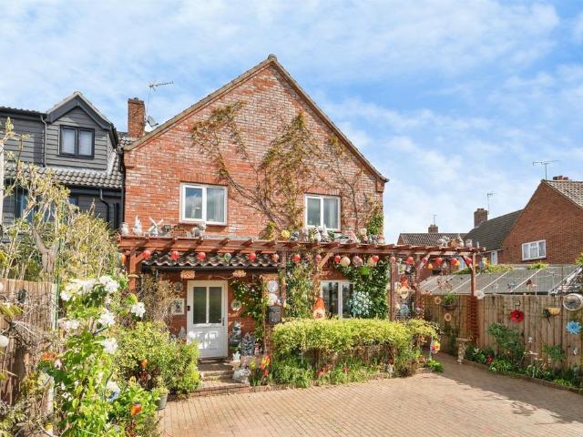 House for sale in Comers, Norfolk