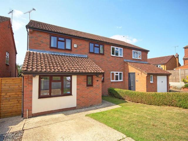 House for sale in Standon, Colliers End