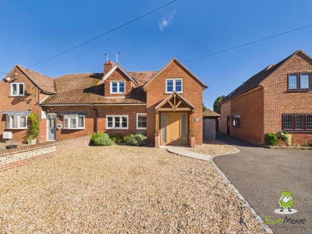 House for sale in Hatch, Basingstoke and Deane