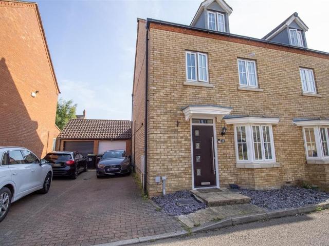 House for sale in Lower Stondon, Bedfordshire