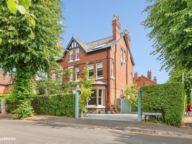 House for sale in Attenborough, East Midlands