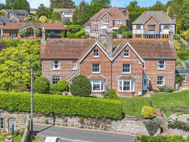 House for sale in Marehill, Horsham
