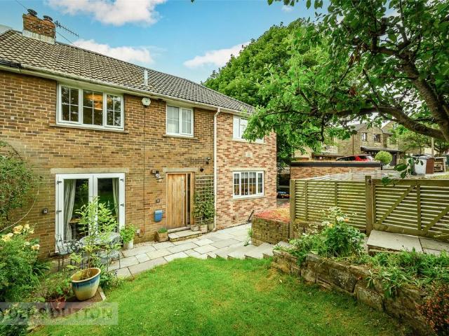 House for sale in Marsden, West Yorkshire