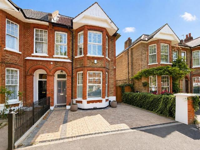 House for sale in London Borough of Hounslow, Spring Grove