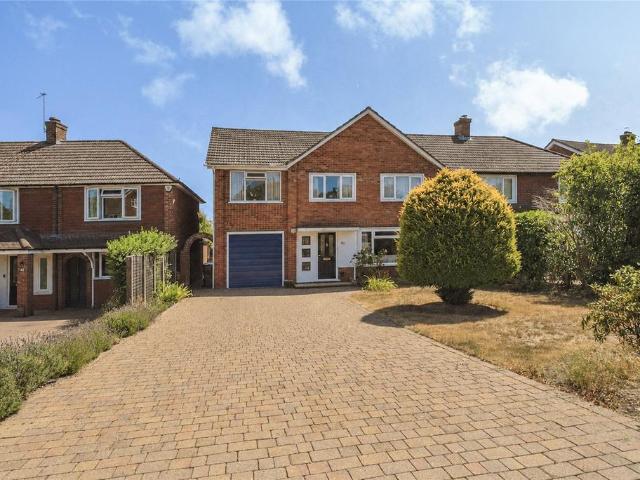 House for sale in Pyrford, Woking