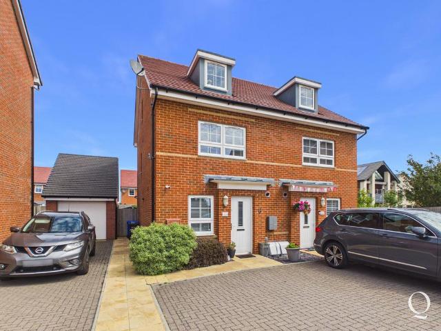 House for sale in Hamworthy, Poole