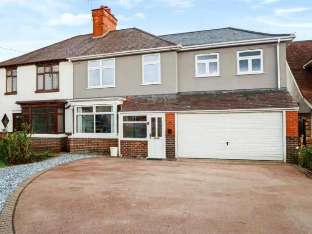 House for sale in Hinckley, Hinckley and Bosworth
