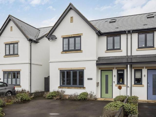 House for sale in The Reddings, Golden Valley