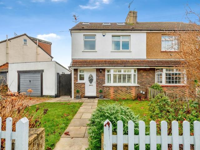 House for sale in Red Hill, Surrey