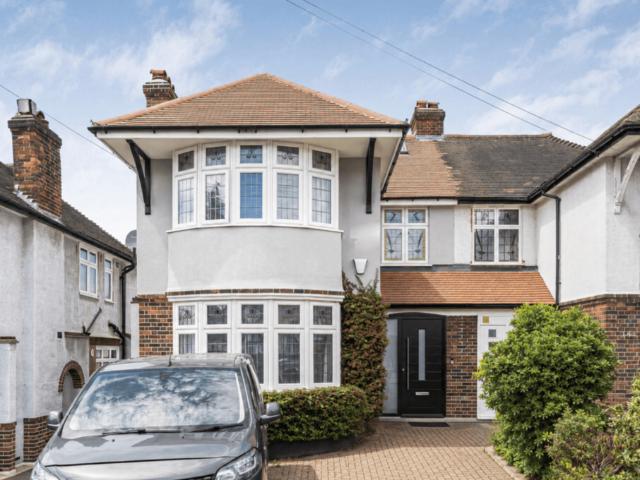 House for sale in Brunswick Park, Greater London