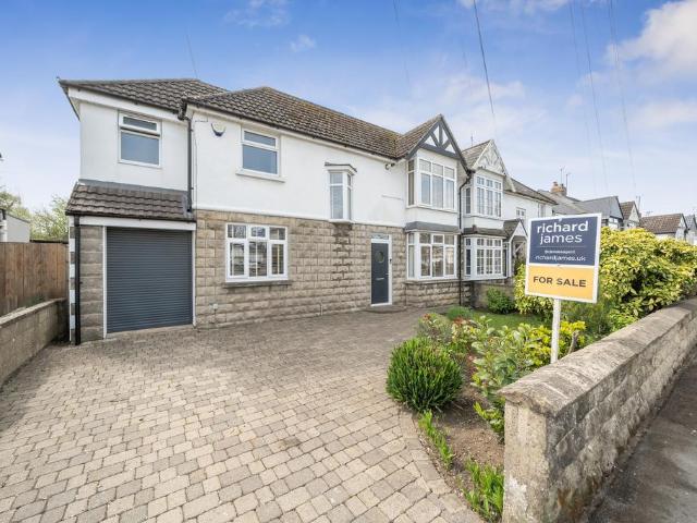 House for sale in Rodbourne, Swindon