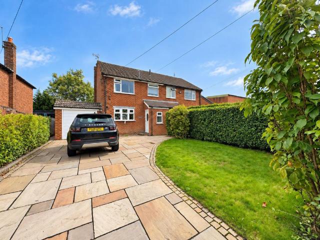 House for sale in Pownall Park, Wilmslow