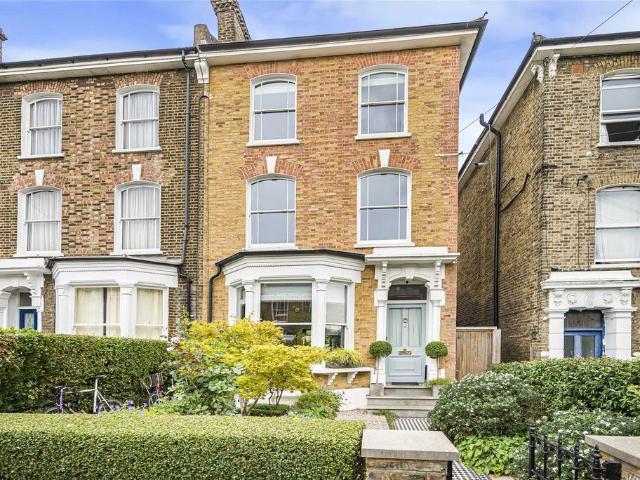 House for sale in London Borough of Lewisham, Brockley