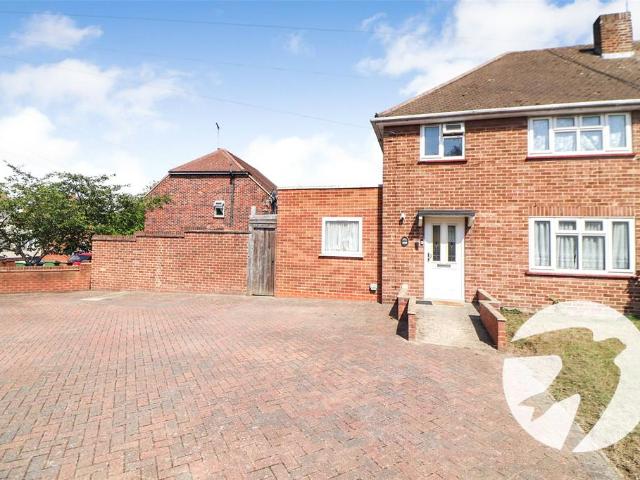 House for sale in North End, Greater London