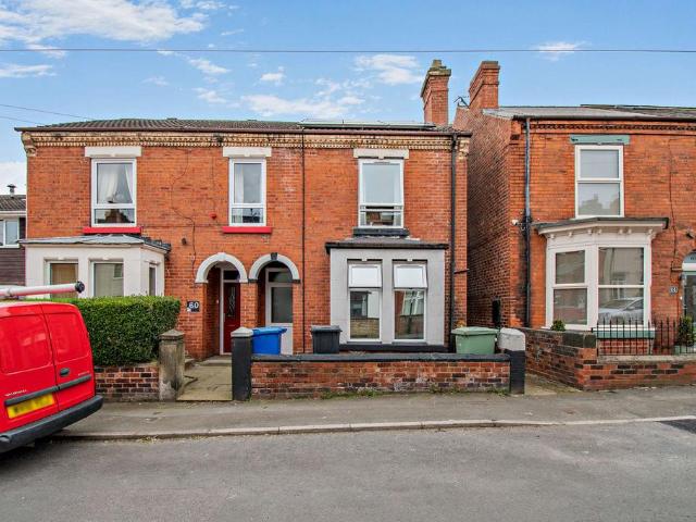 House for sale in Hollingwood, Loundsley Green