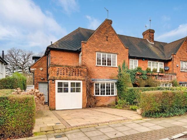 House for sale in Hampstead Garden Suburb, Greater London