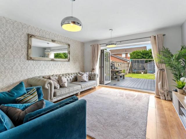 House for sale in Cheadle Hulme, Greater Manchester