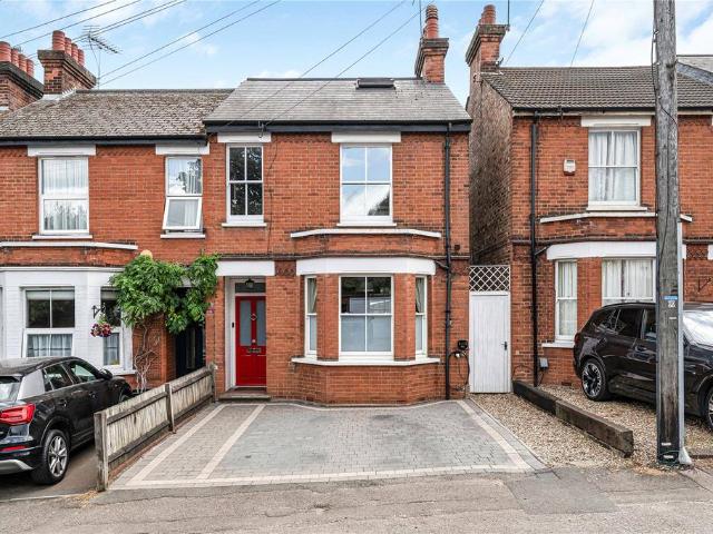House for sale in Battlers Green, Hertsmere