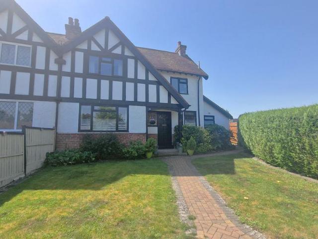 House for sale in Wheatley, South Oxfordshire
