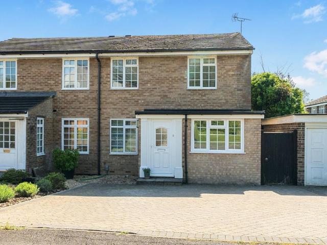 House for sale in Kings Worthy, Hampshire