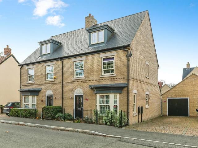 House for sale in Huntingdon, Cambridgeshire