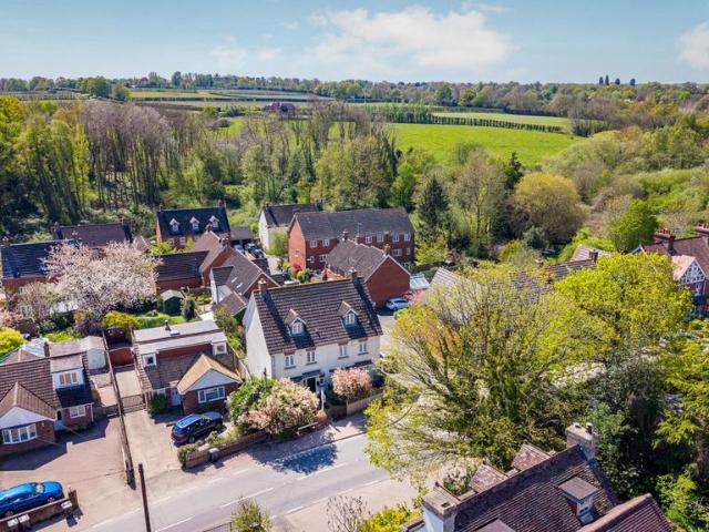 House for sale in Horsmonden, Sandown Park