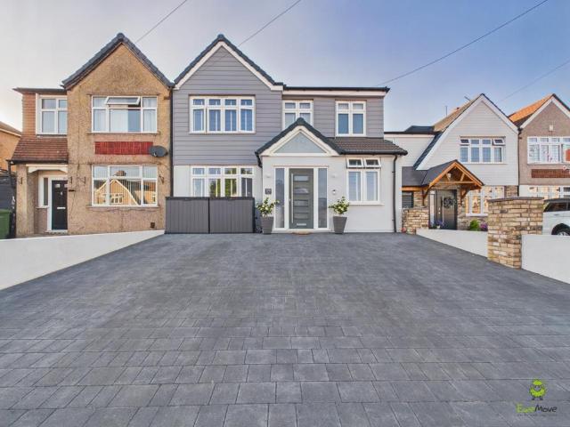 House for sale in Upper Belvedere, Greater London