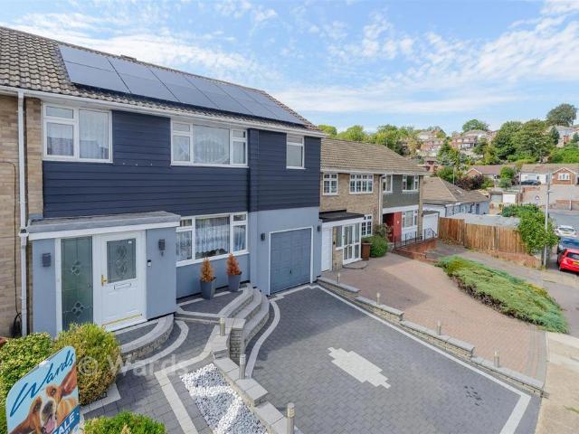 House for sale in Walderslade, Chatham