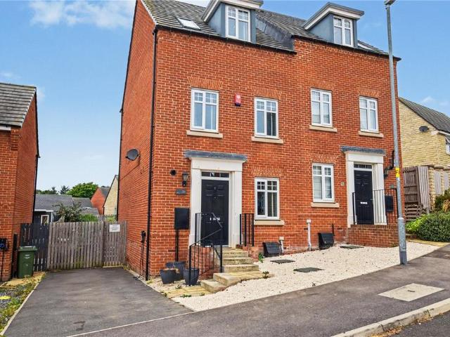 House for sale in Flockton, West Yorkshire