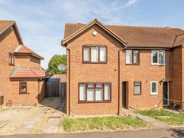 House for sale in Watford Rural, Batchworth